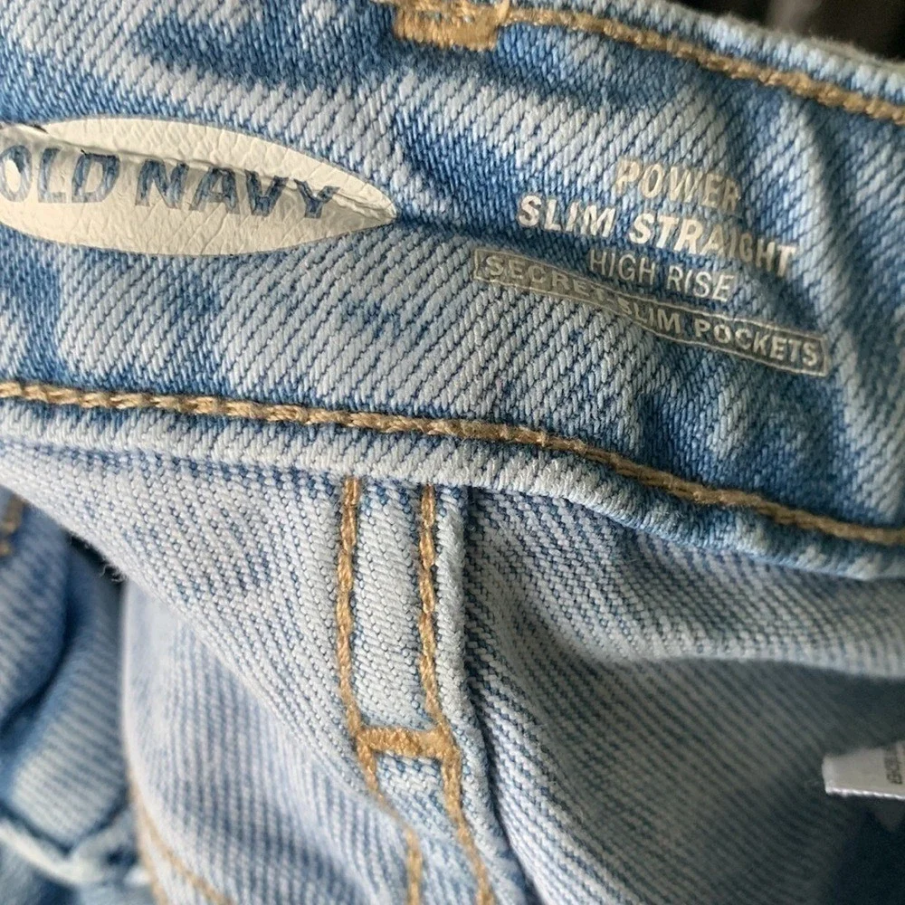 Old Navy‎ Power Slim Straight Hi-Rise Jeans sz 12 distressed buttons fly festive
